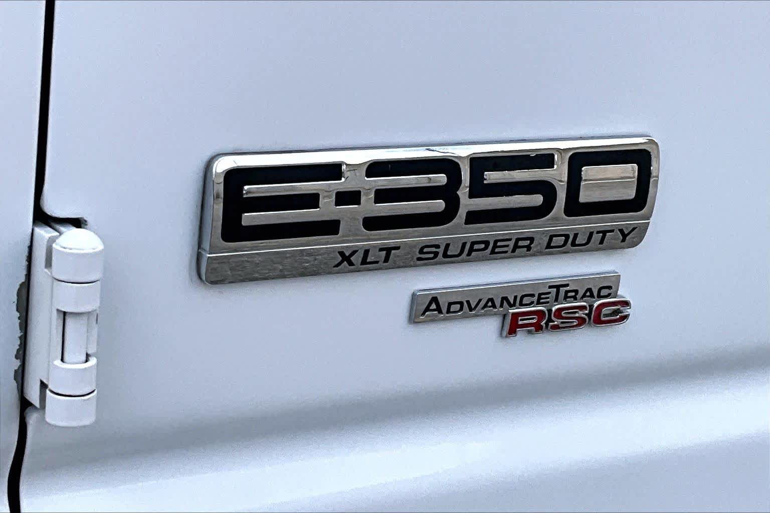 Used 2008 Ford E-350 and Econoline 350 XLT RWD image 9