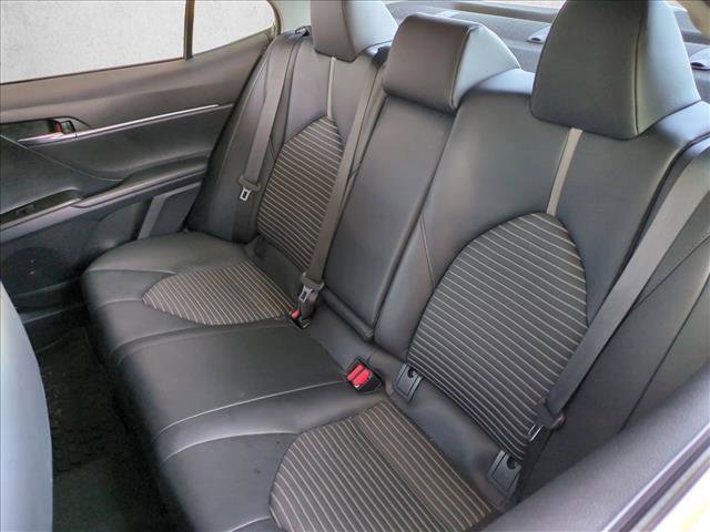 Used 2023 Toyota Camry SE image 12