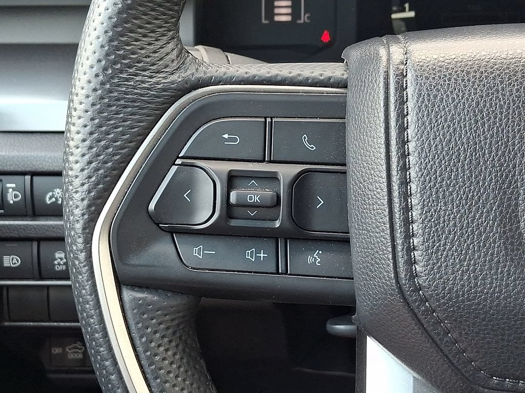 Certified 2024 Toyota Tacoma SR5 AWD/4WD image 20