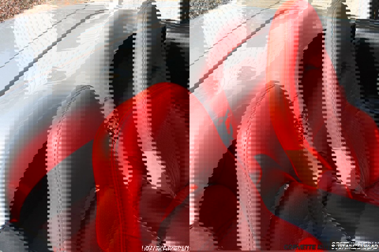 Used 2001 Chevrolet Corvette Convertible w/ Preferred Equipment Group2 image 34