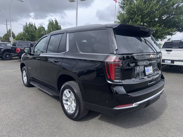Used 2025 Chevrolet Tahoe LT AWD/4WD image 3
