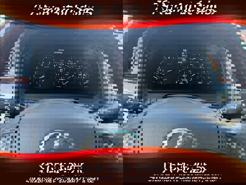 Used 2016 Lexus LS 460 w/ Comfort Package image 9