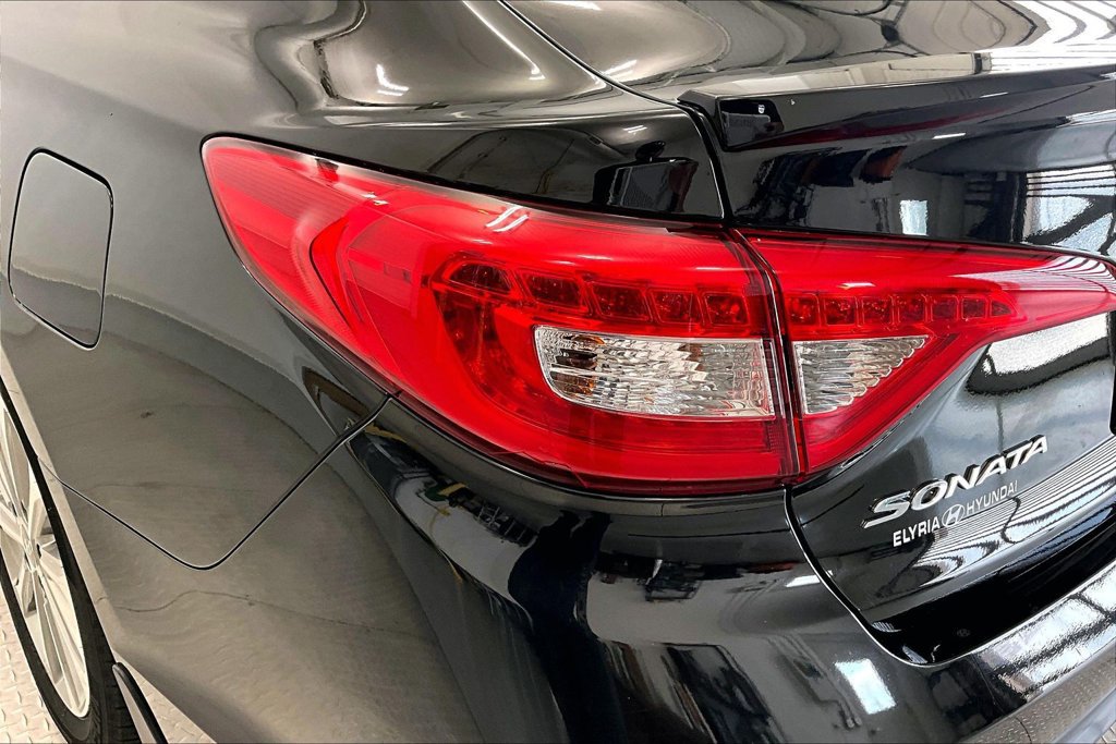 Used 2016 Hyundai Sonata Limited w/ Cargo Package FWD image 31