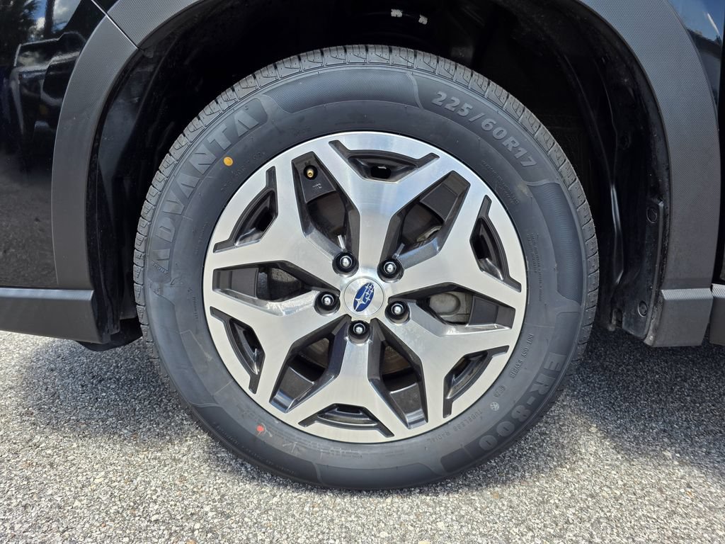 Used 2024 Subaru Forester Premium AWD/4WD image 29