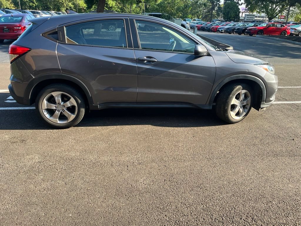 Used 2021 Honda HR-V LX image 7