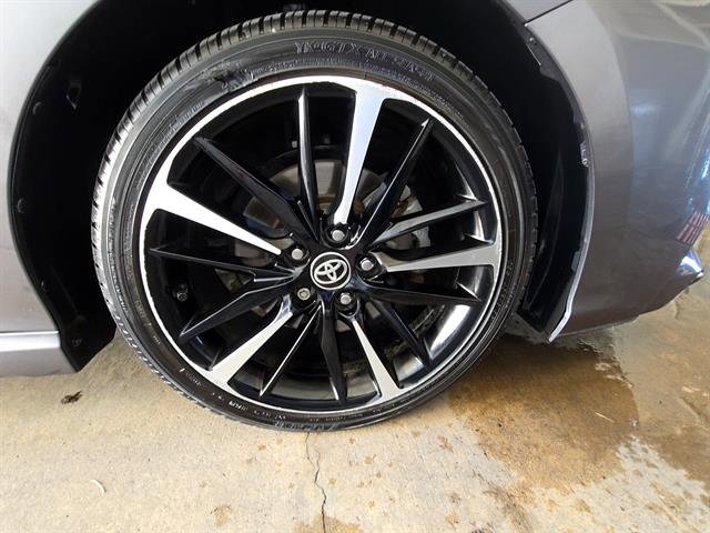 Used 2020 Toyota Camry XSE FWD image 25