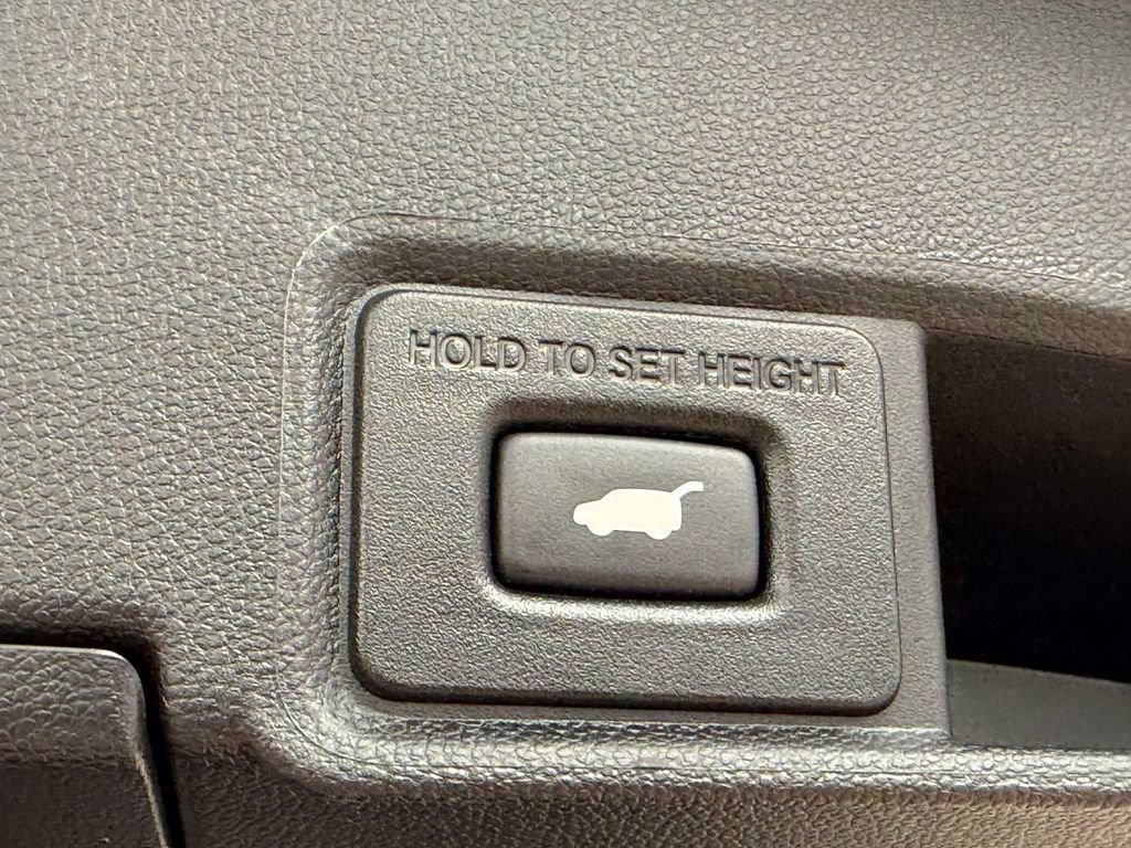 Certified 2024 Acura RDX w/ Advance Package AWD/4WD image 10