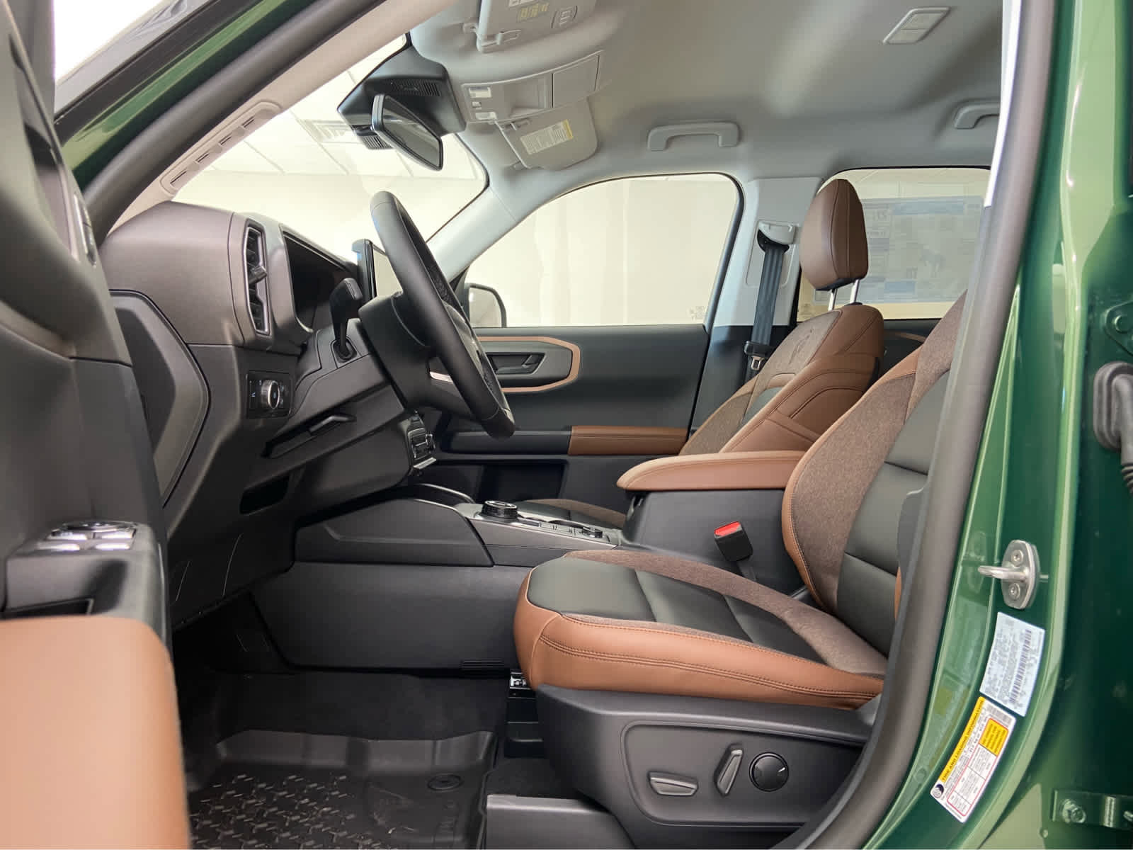 New 2025 Ford Bronco Sport Outer Banks w/ Outer Banks Tech Package+ image 14