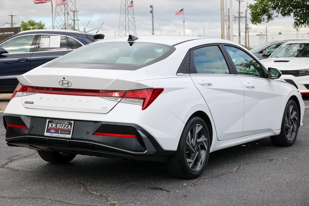 Used 2024 Hyundai Elantra Limited FWD image 27