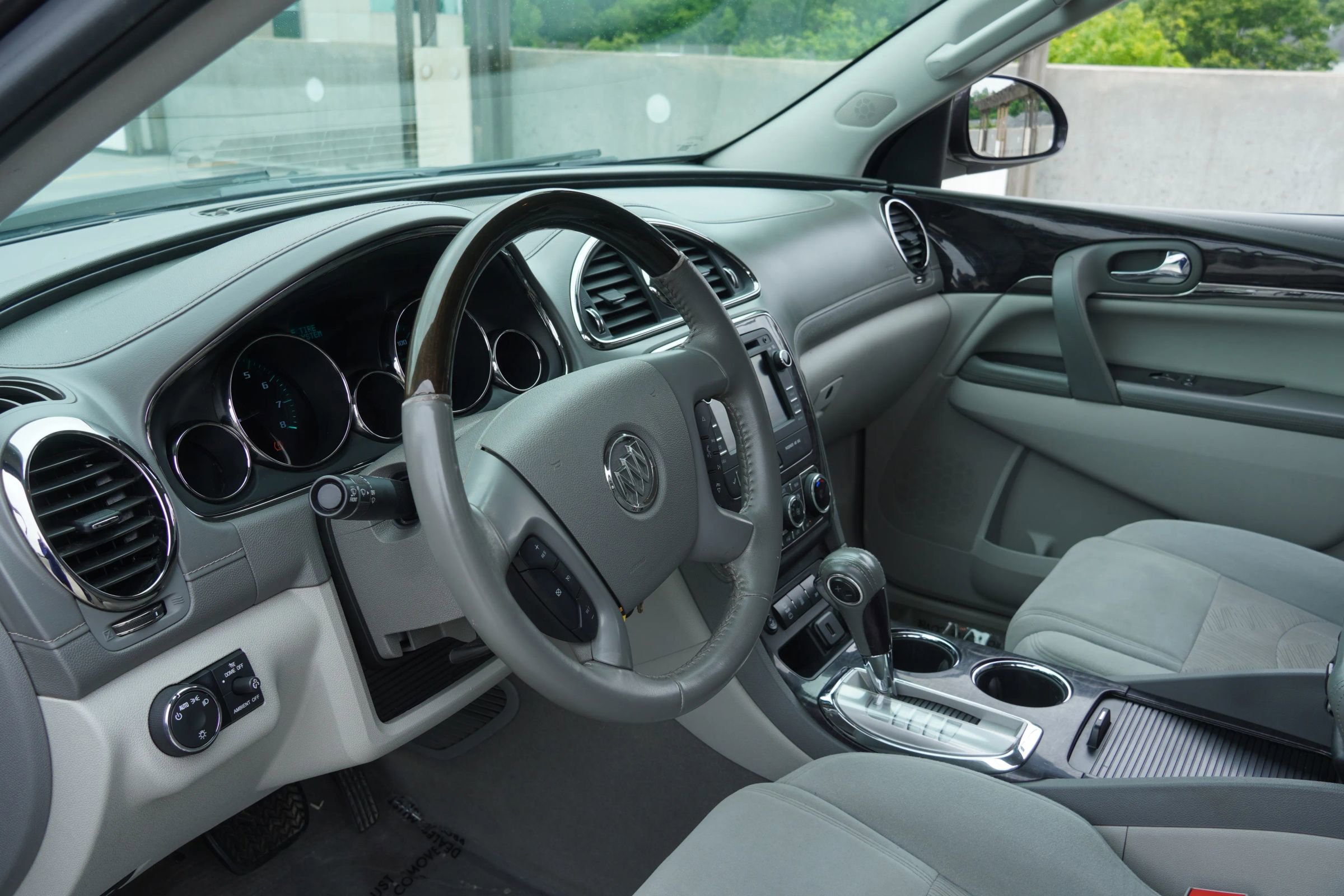 Used 2017 Buick Enclave Convenience image 25