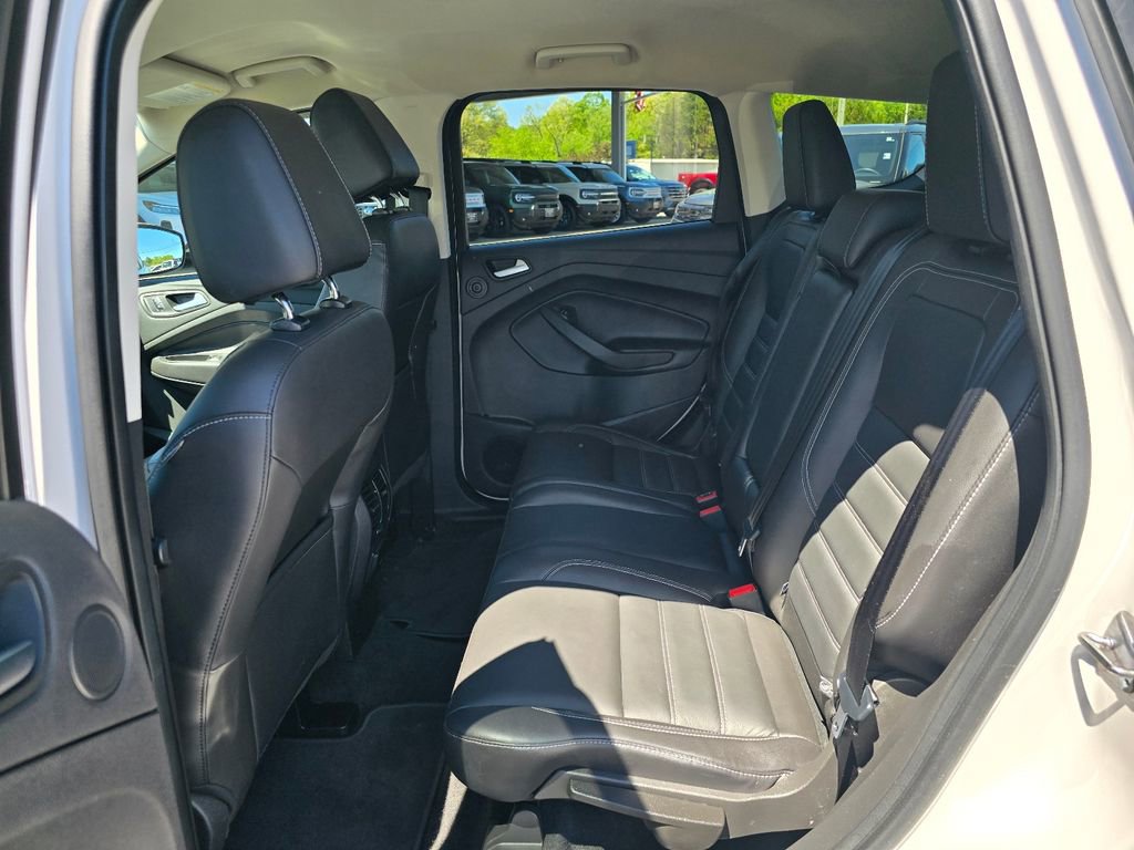 Used 2017 Ford Escape Titanium FWD image 10