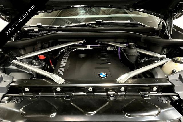 Used 2024 BMW X6 xDrive40i w/ Premium Package image 9