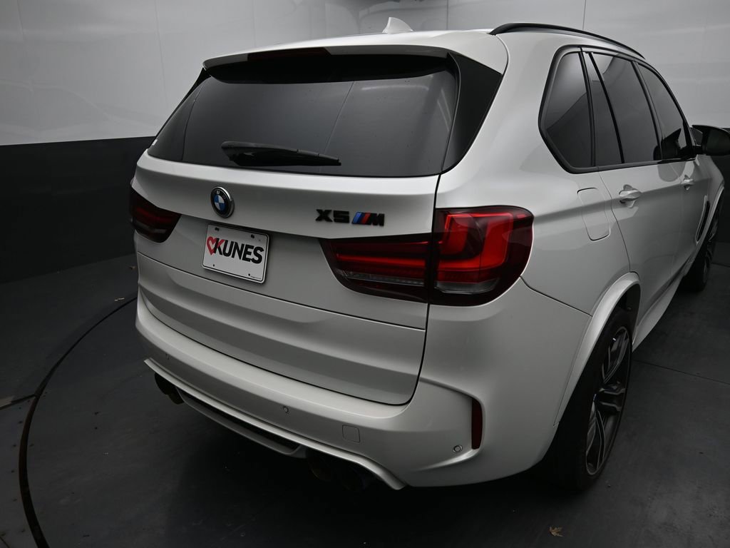 Used 2017 BMW X5 M image 14