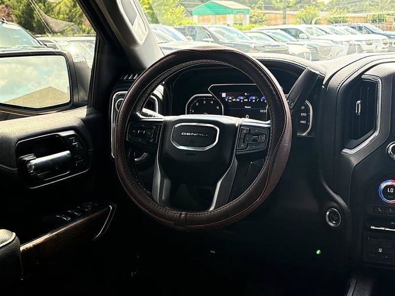 Used 2021 GMC Sierra 1500 Denali w/ Driver Alert Package II AWD/4WD image 44