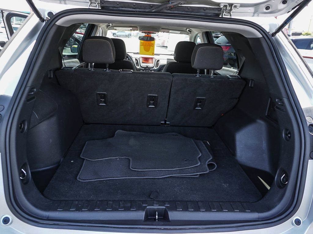 Used 2021 Chevrolet Equinox LT FWD image 24
