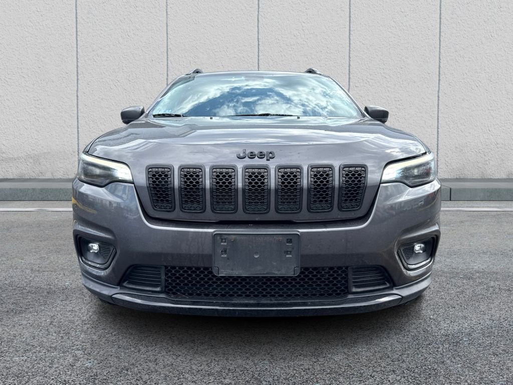 Used 2019 Jeep Cherokee Latitude Plus image 2