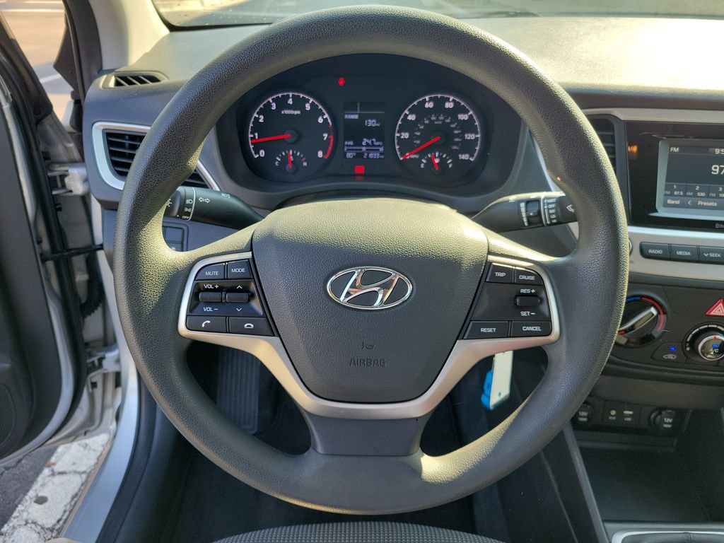 Used 2021 Hyundai Accent SE FWD image 25
