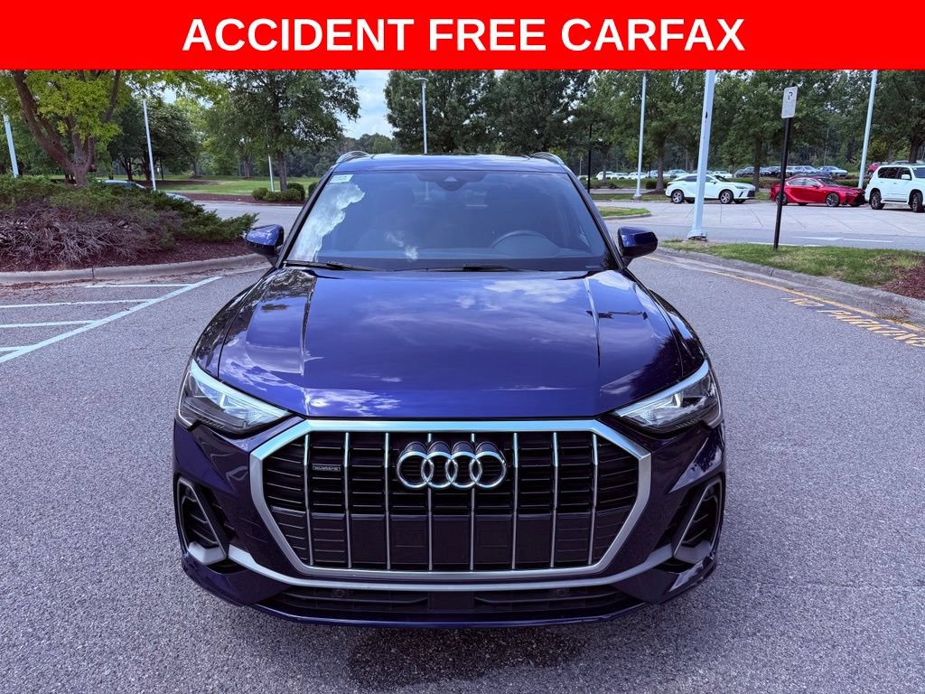 Used 2021 Audi Q3 2.0T Premium w/ Convenience Package AWD/4WD image 2