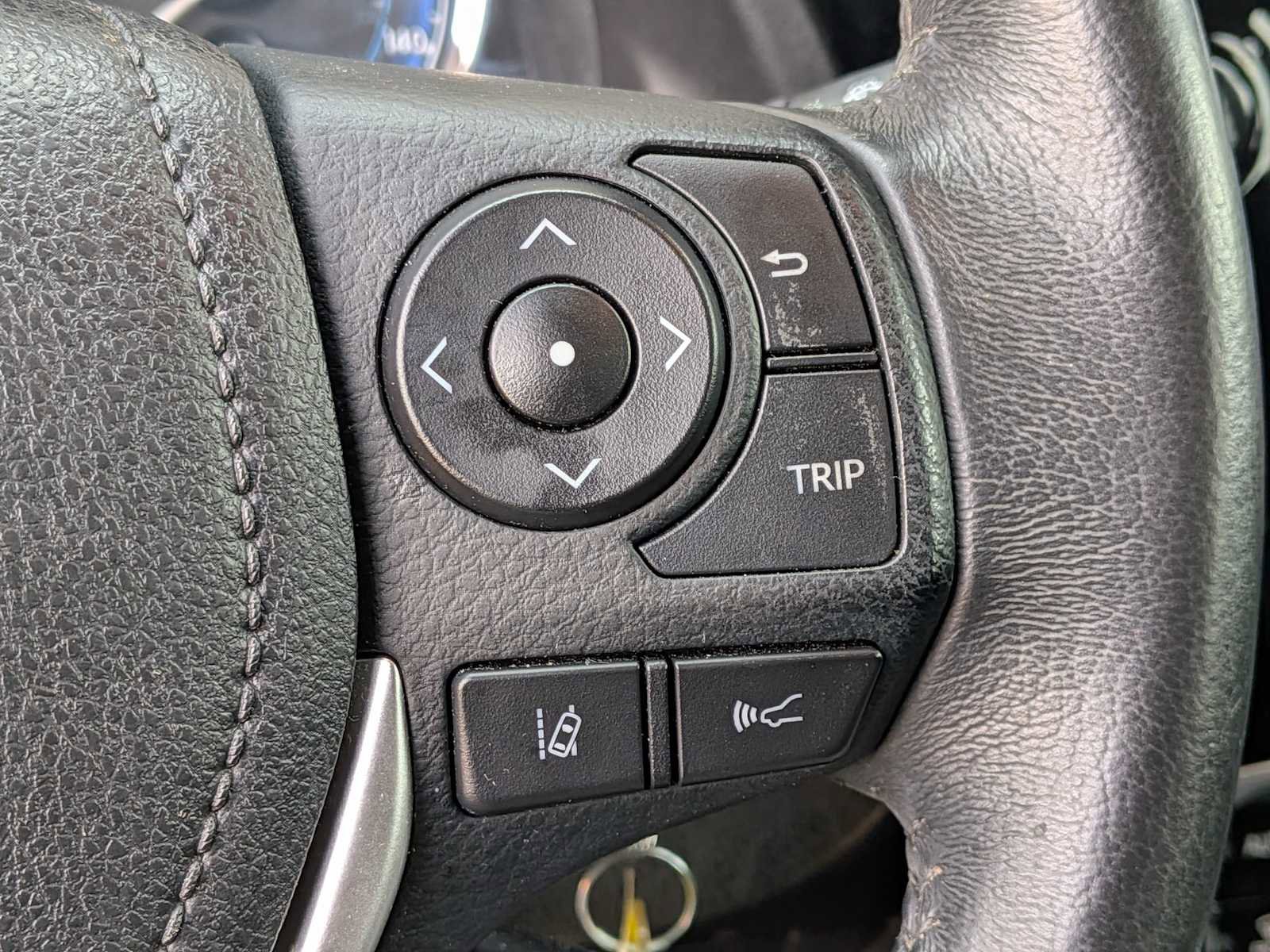 Used 2017 Toyota Corolla SE image 23