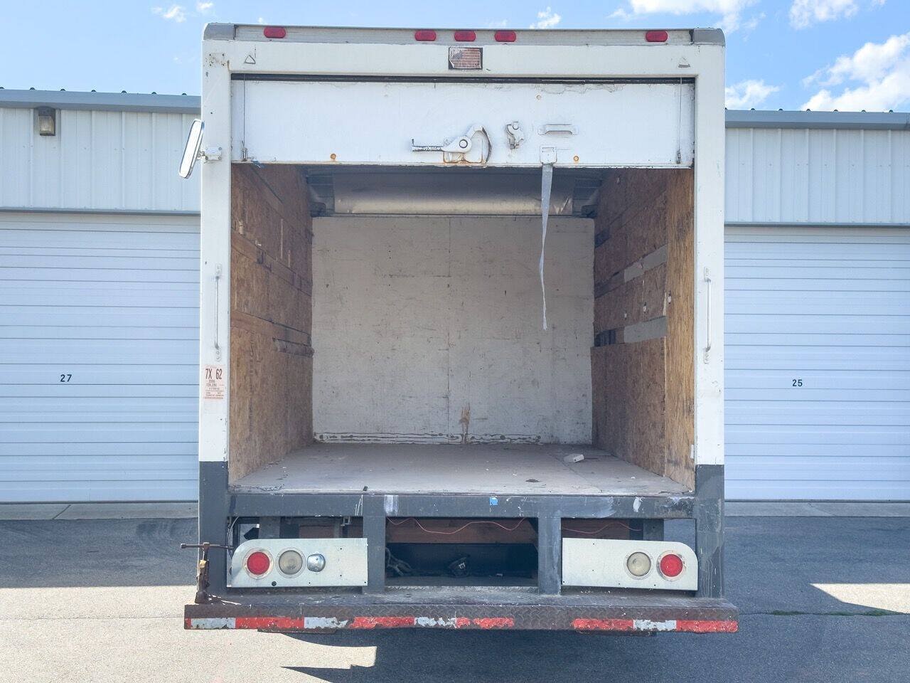 Used 2006 Ford E-450 and Econoline 450 RWD image 8