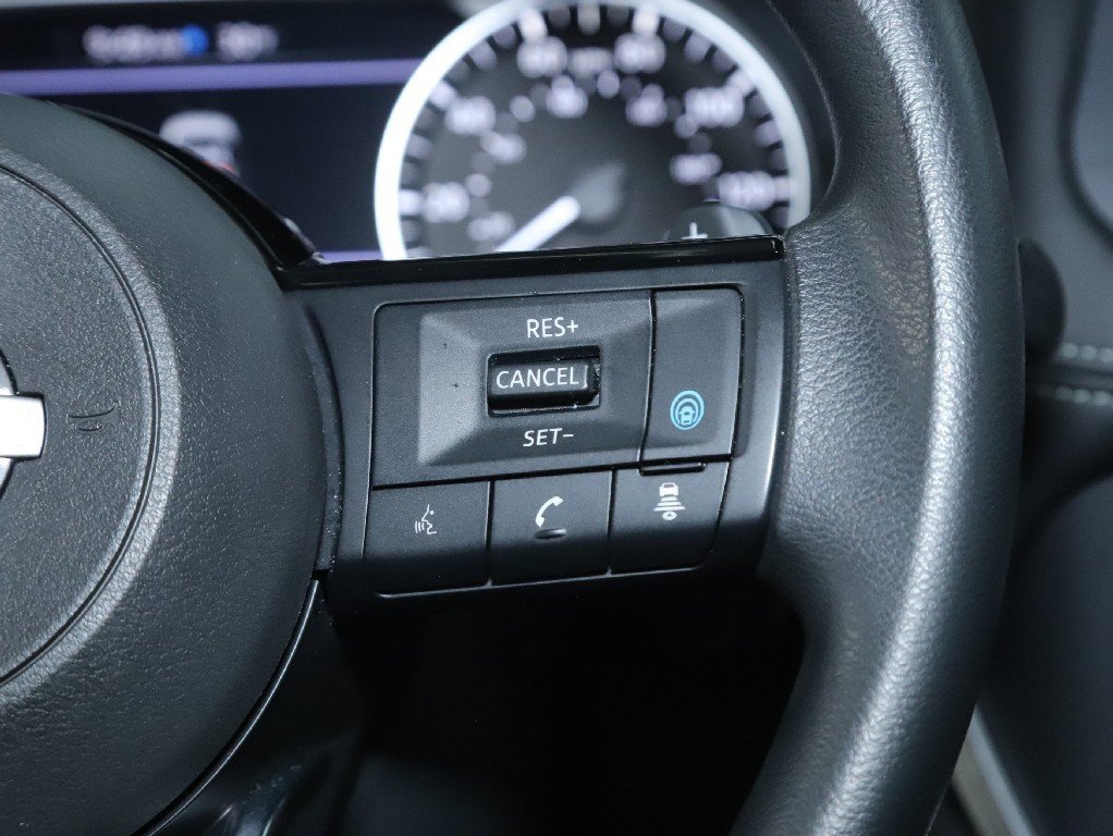 Certified 2023 Nissan Rogue SV image 23