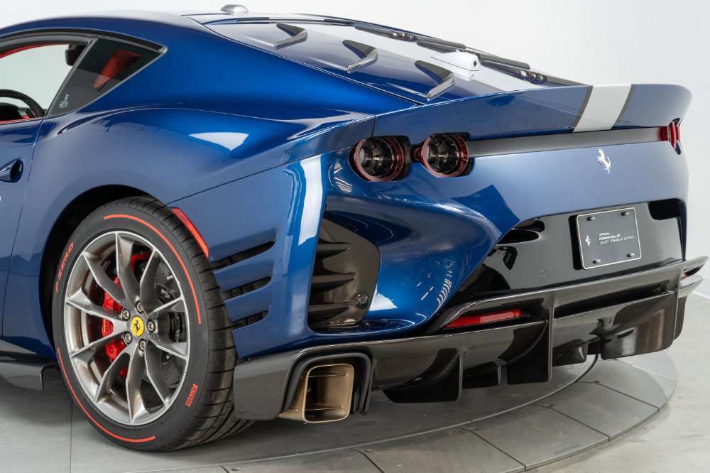 Certified 2022 Ferrari 812 Competizione image 24