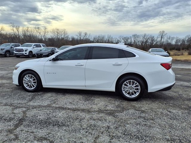 Used 2018 Chevrolet Malibu LS image 30