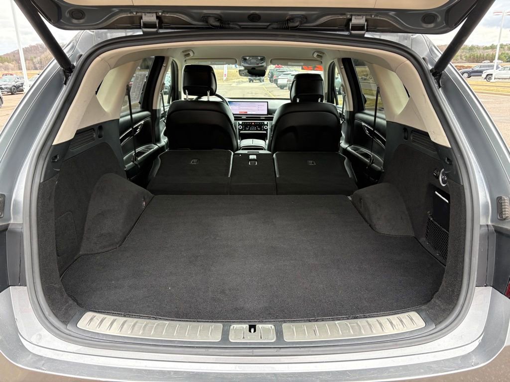 Used 2025 Genesis GV80 2.5T Standard AWD/4WD image 6