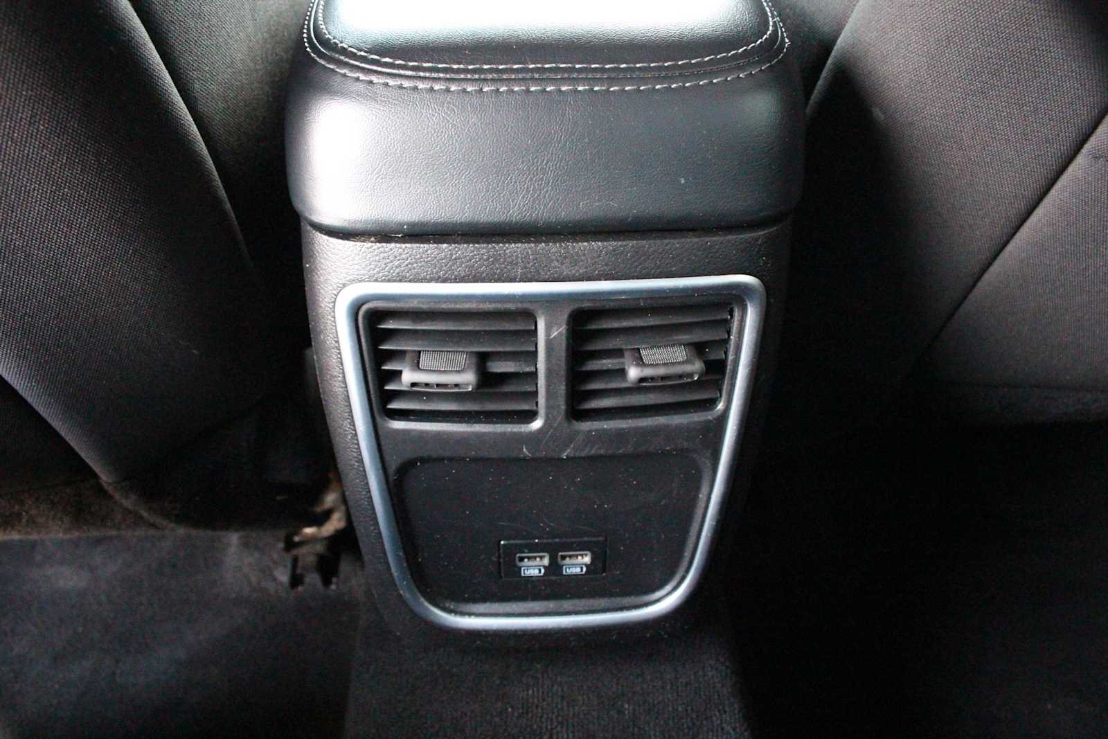 Used 2022 Dodge Charger SXT RWD image 22