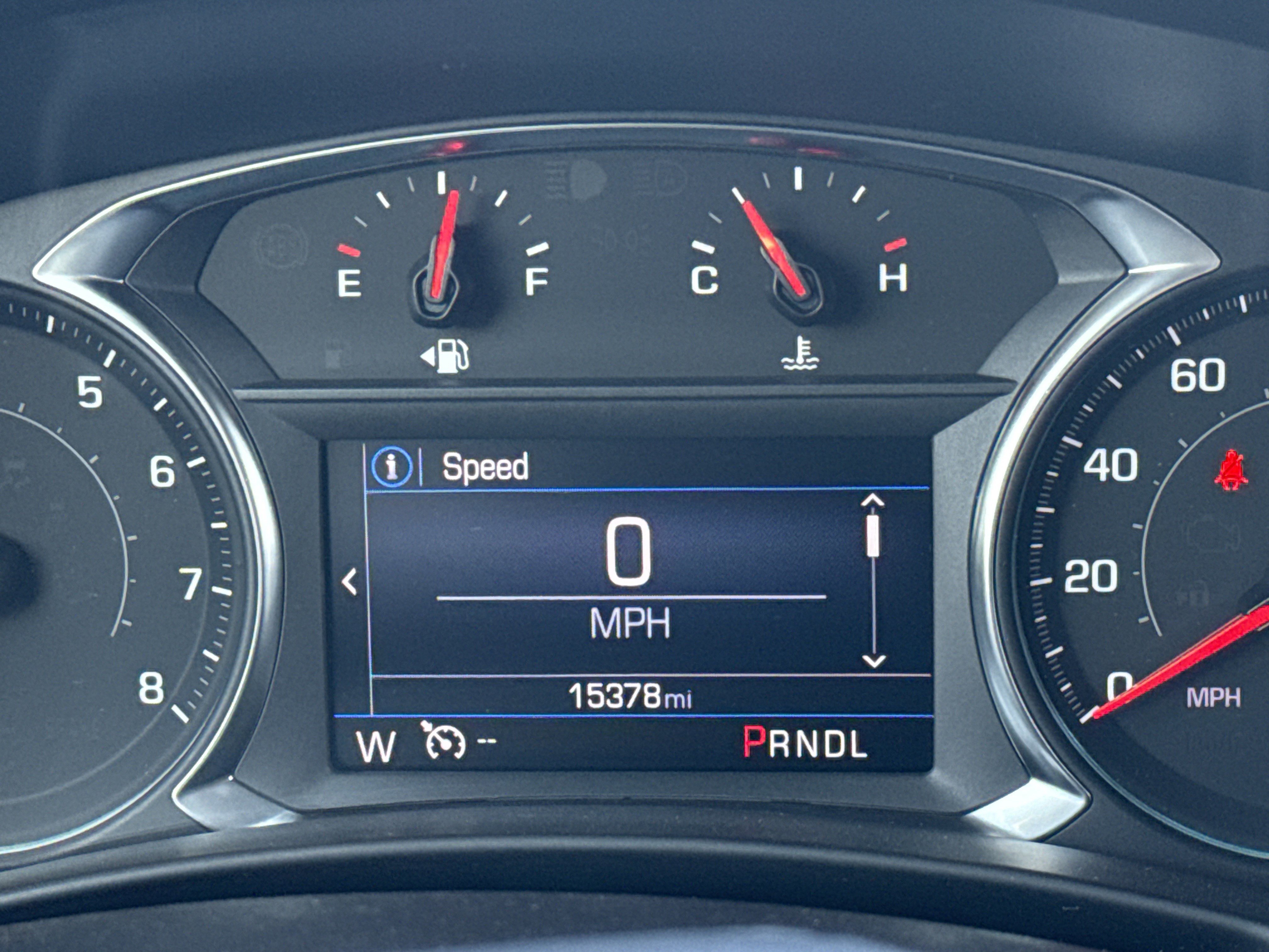 Used 2023 Chevrolet Equinox RS AWD/4WD image 9