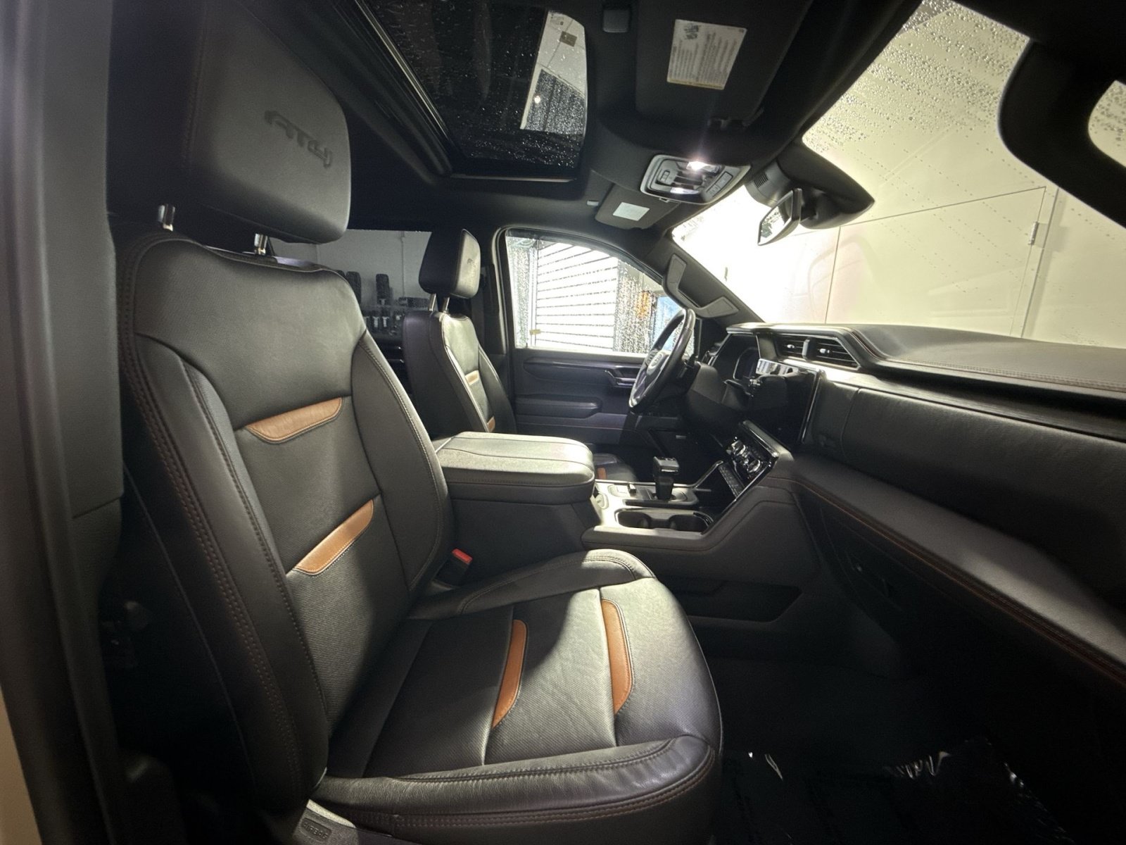 Used 2023 GMC Sierra 1500 AT4 w/ AT4 Premium Package AWD/4WD image 29