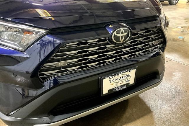 Used 2019 Toyota RAV4 Limited w/ Cold Weather Package image 10