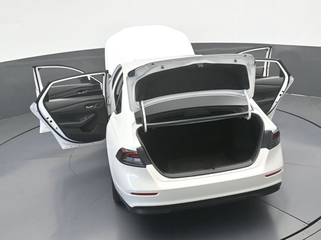 Used 2023 Honda Accord EX image 65