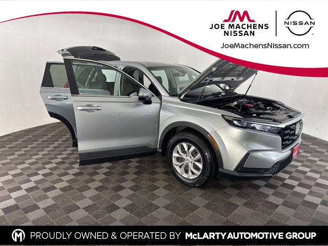 Used 2025 Honda CR-V LX image 12