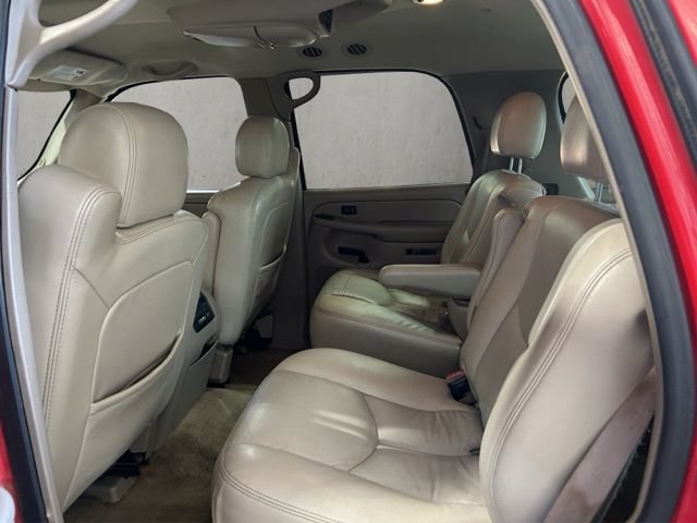 Used 2005 GMC Yukon SLT w/ SLT Preferred Equipment Group AWD/4WD image 9