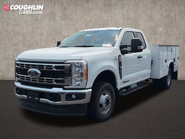 New 2026 Ford F350 XL w/ XL Chrome Package AWD/4WD image 3