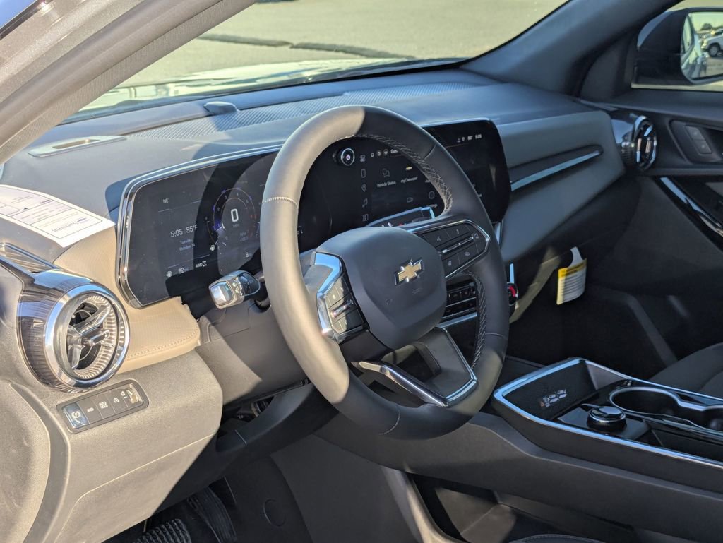New 2026 Chevrolet Equinox LT w/ Convenience Package II image 14