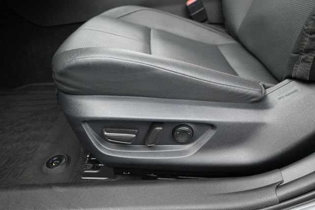 Used 2026 Toyota Camry XLE w/ Premium Plus Package FWD image 10