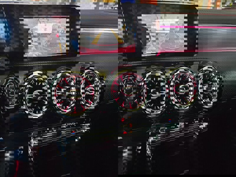 Used 2020 Mercedes-Benz CLA 250 image 21