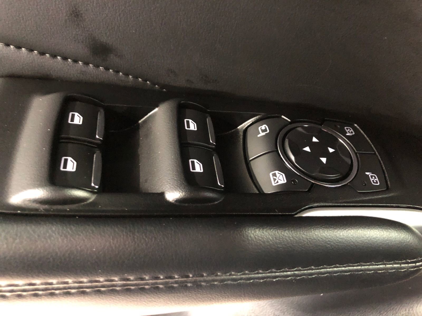 Used 2019 Lincoln MKC Reserve w/ MKC Climate Package image 35