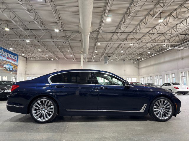 Used 2016 BMW 750i xDrive AWD/4WD image 34