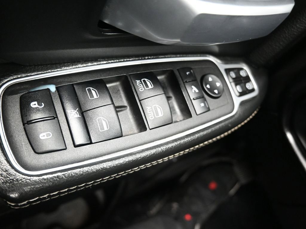 Used 2024 RAM 3500 Big Horn image 25