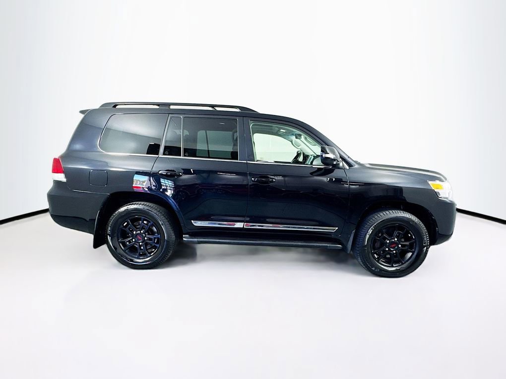 Used 2019 Toyota Land Cruiser image 11
