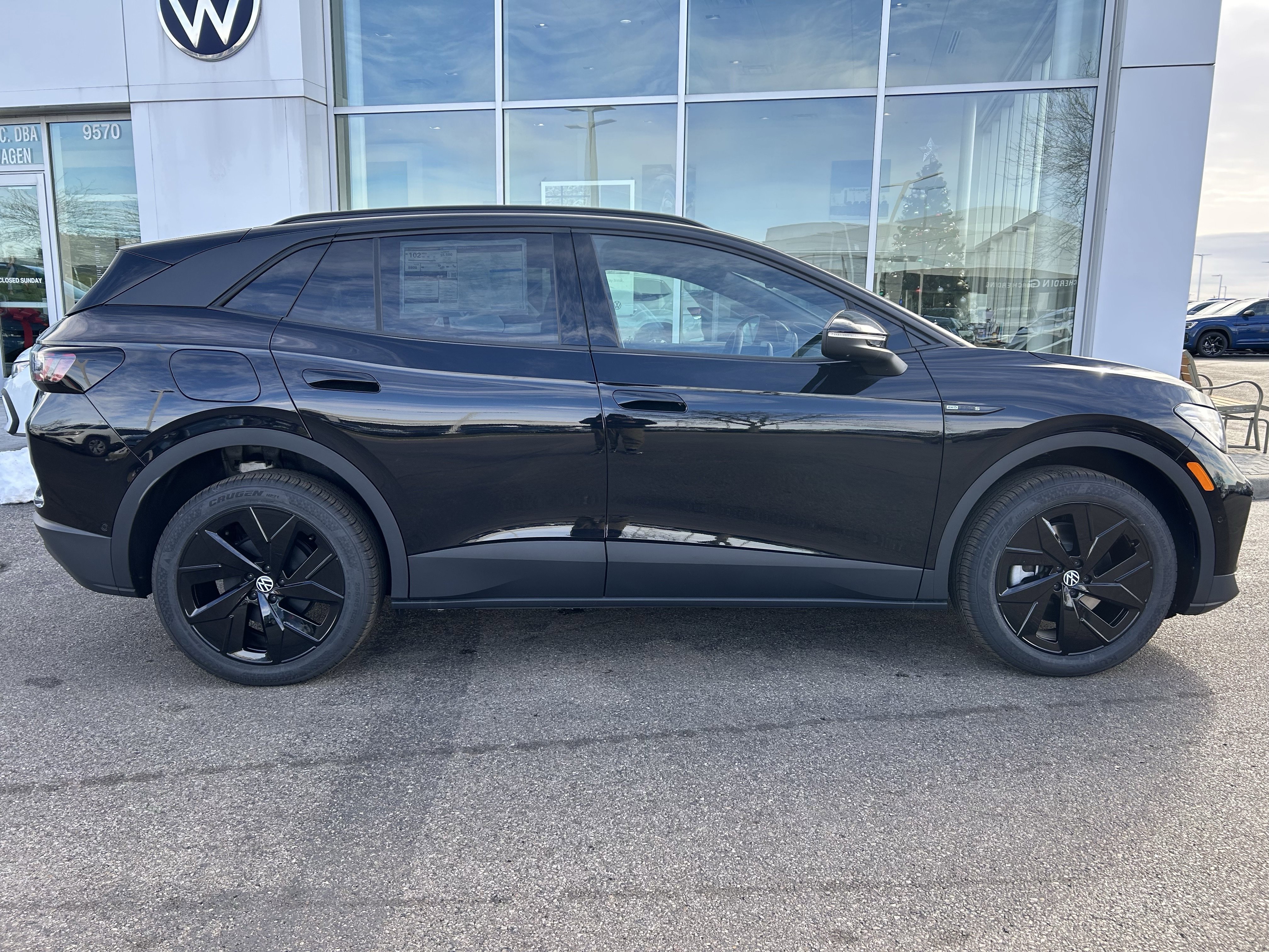 New 2025 Volkswagen ID.4 Pro S Plus image 8