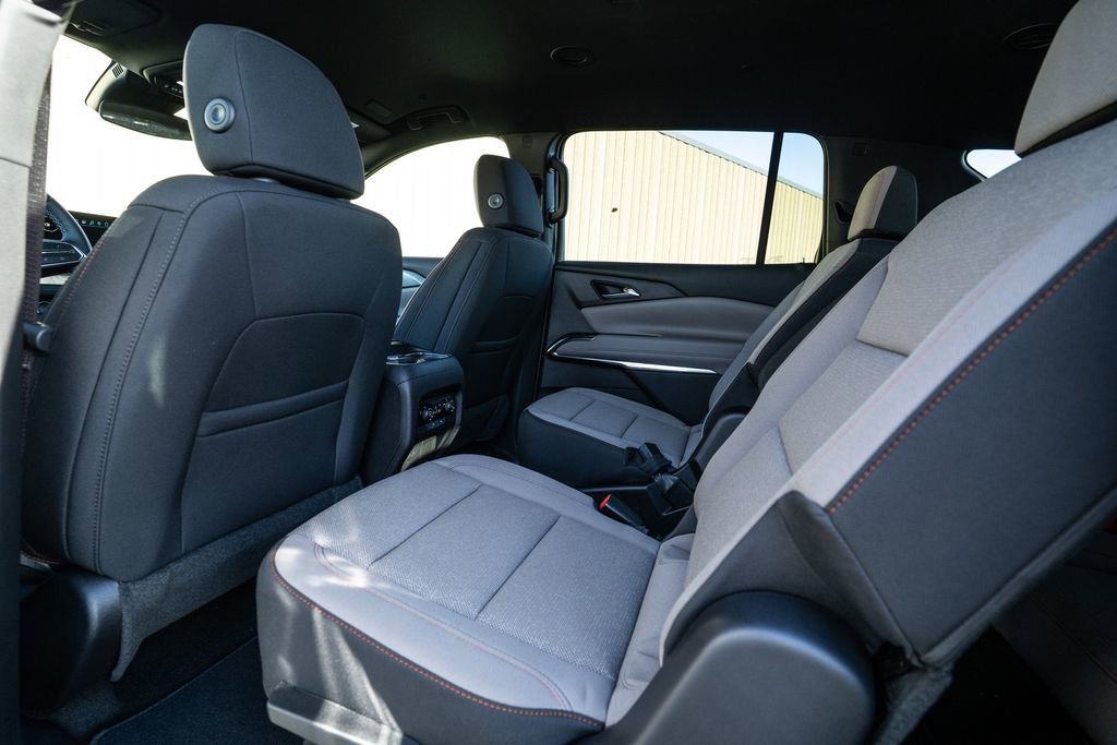 New 2026 Chevrolet Traverse LT image 34