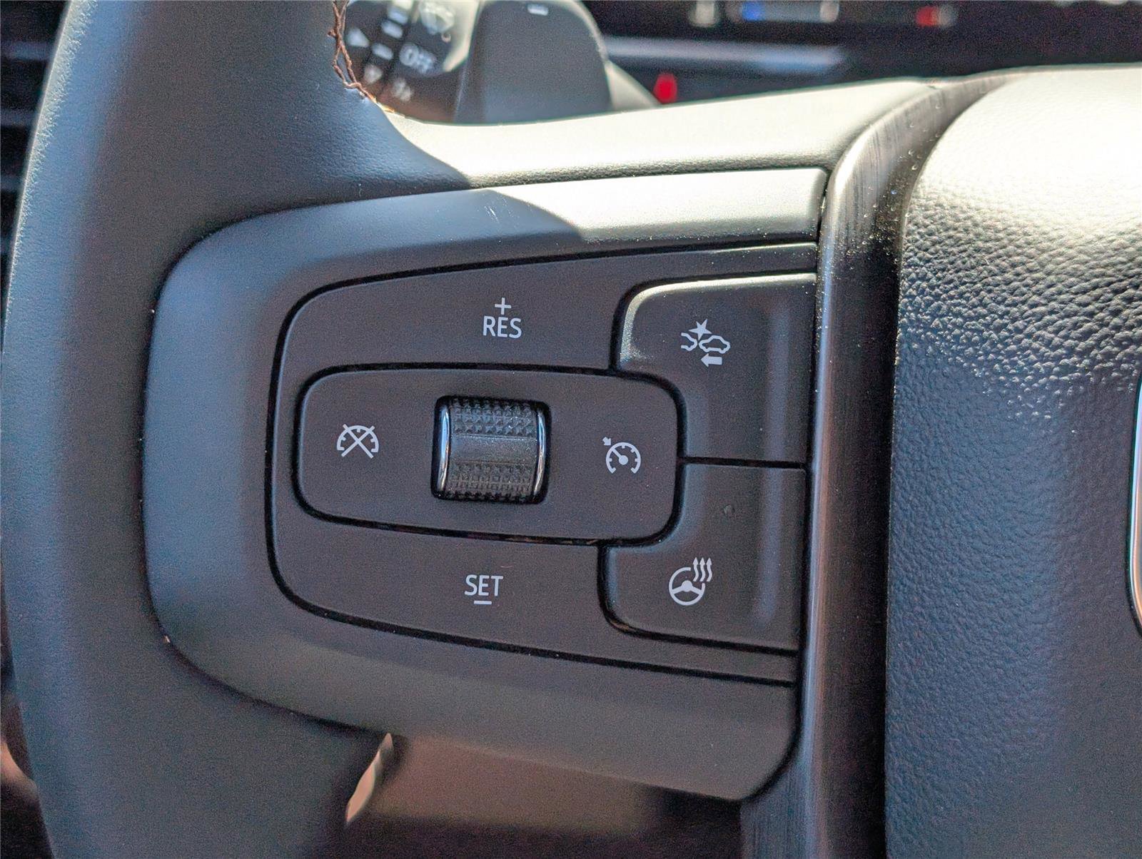 New 2026 GMC Sierra 1500 AT4 w/ AT4 Premium Package AWD/4WD image 34