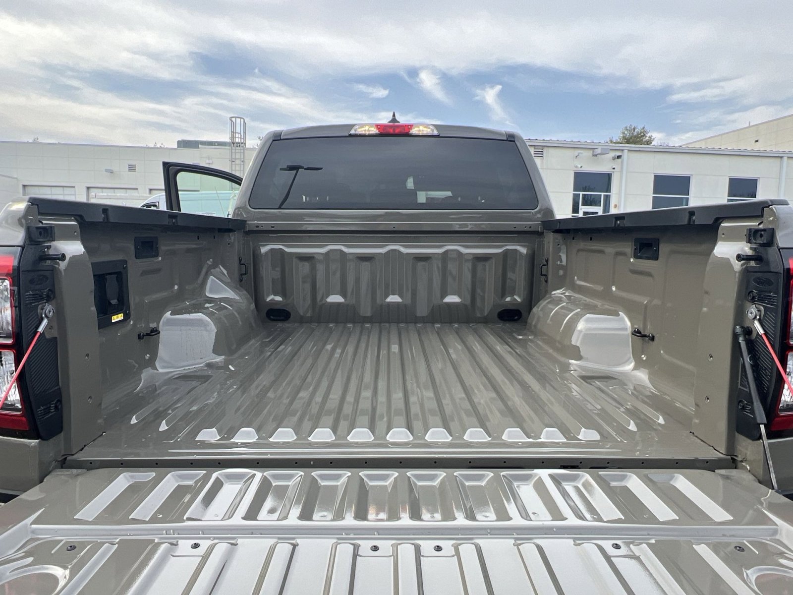 New 2026 Ford Ranger XLT w/ FX4 Off-Road Package AWD/4WD image 25