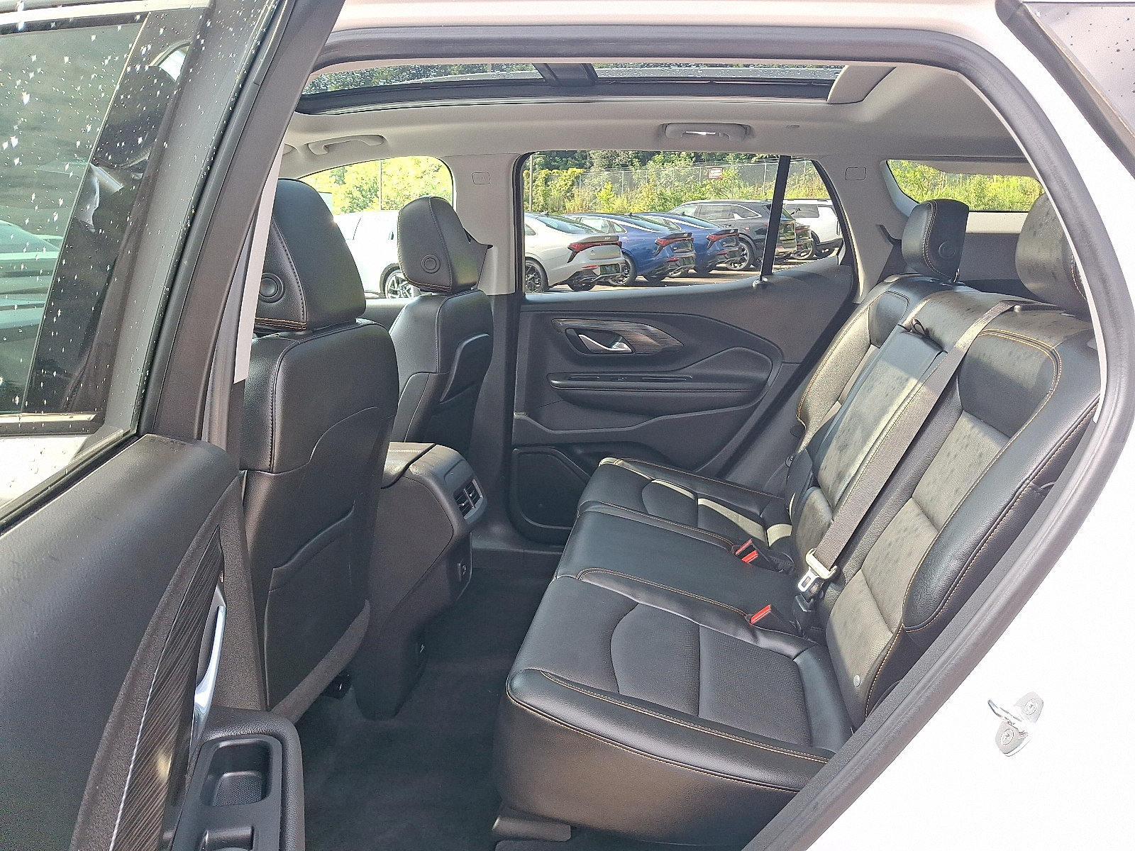 Used 2020 GMC Terrain SLT w/ Preferred Package AWD/4WD image 10