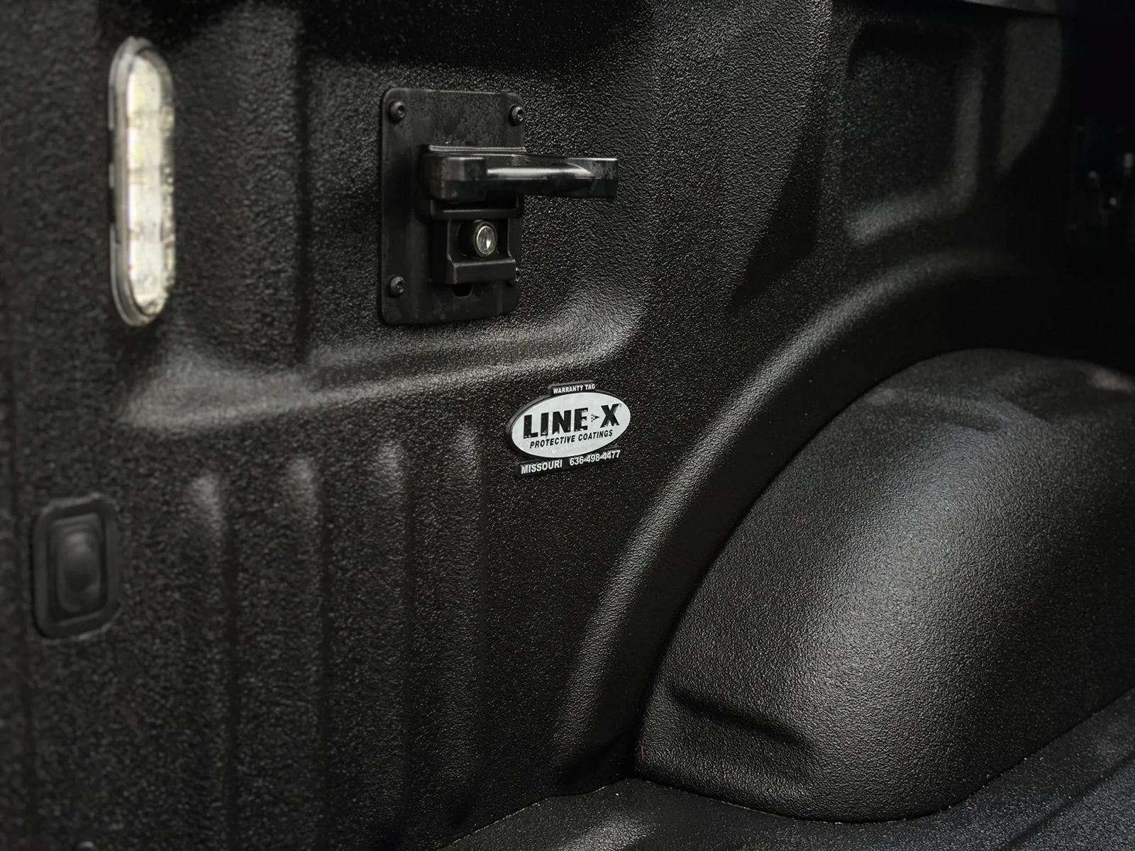 Used 2019 Ford F150 Lariat AWD/4WD image 13