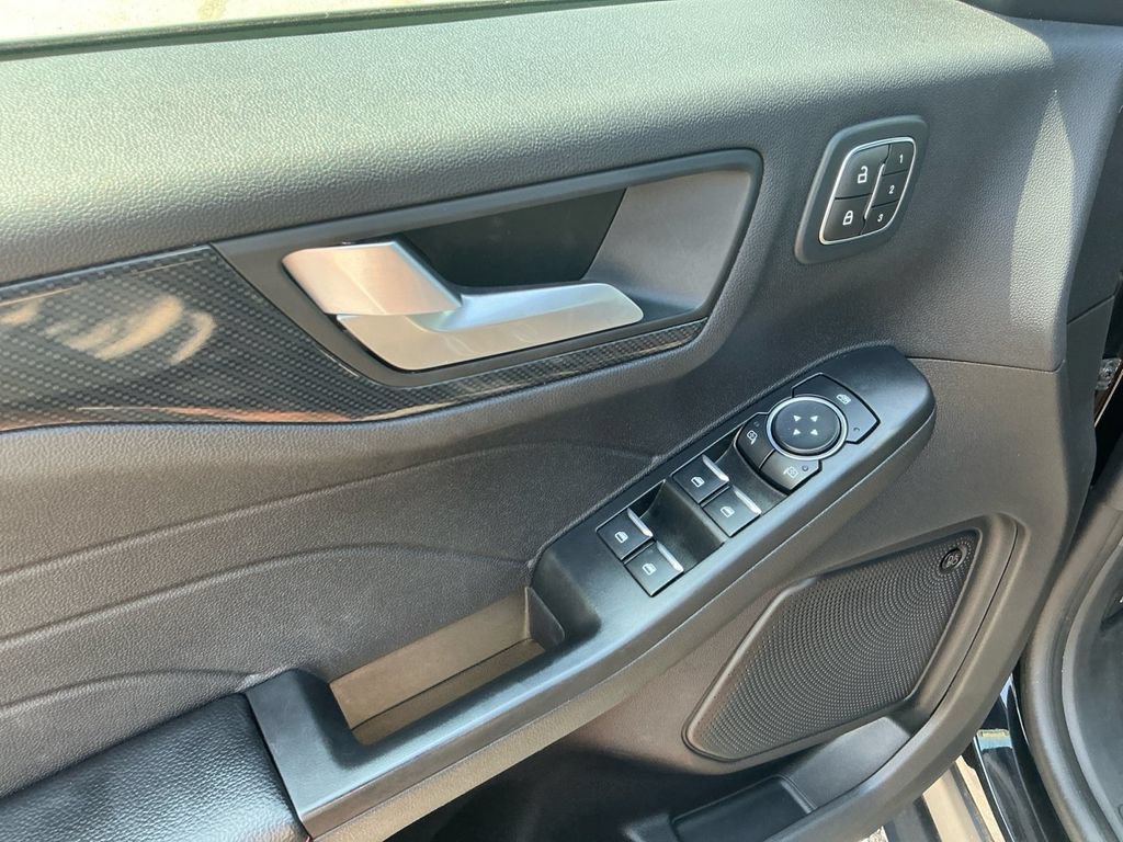 Certified 2023 Ford Escape ST-Line Elite w/ Premium Technology Package AWD/4WD image 16